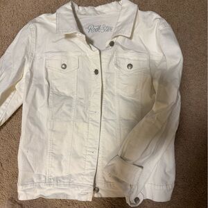 Women’s white denim jacket